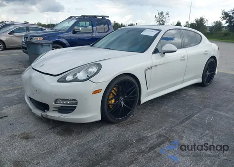 2011 Porsche Panamera 4 из США, поврежденный, VIN WP0AA2A72BL012256
